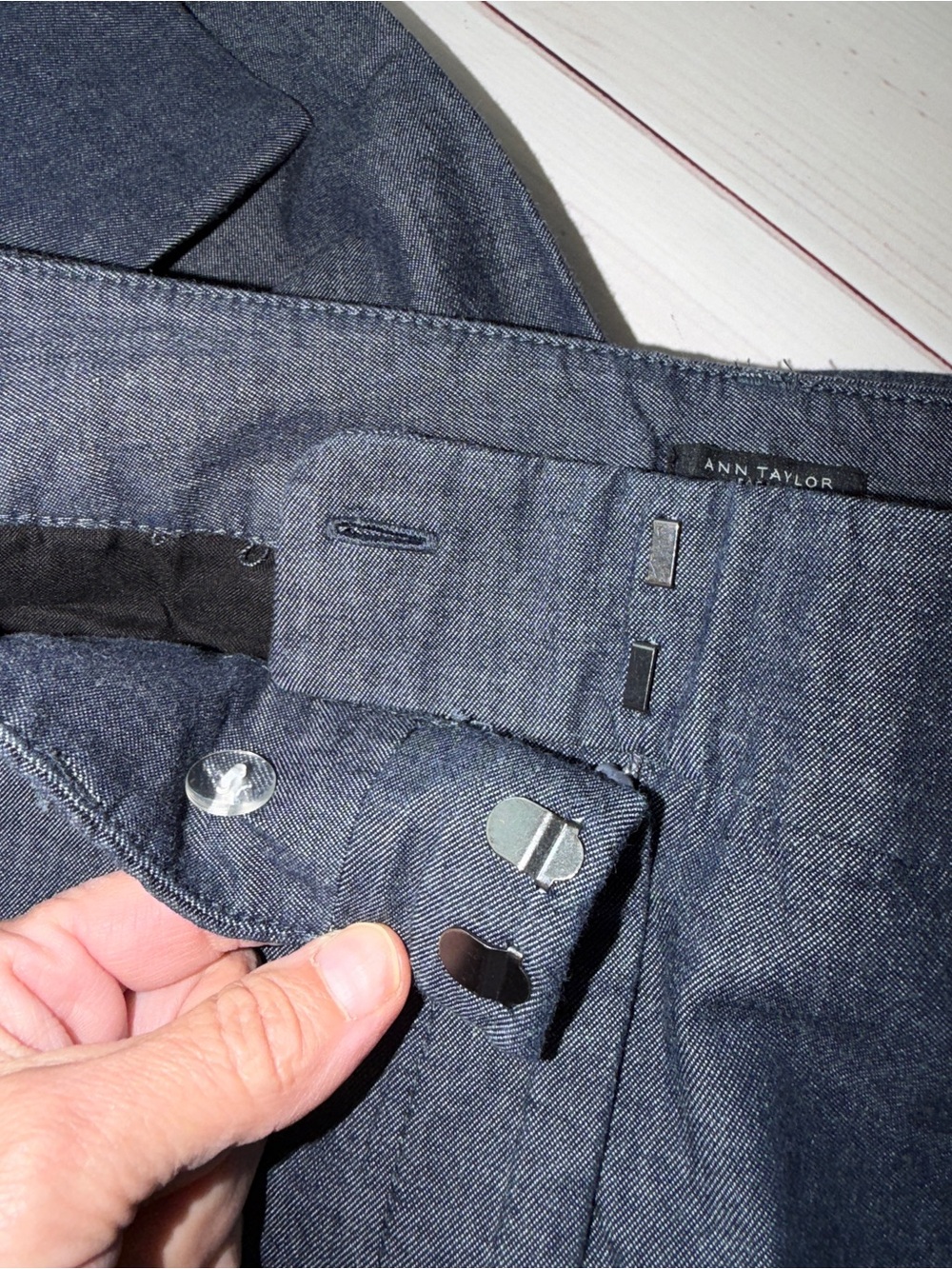 Ann Taylor  Cropped Straight-Leg Pants - Picture 8 of 8